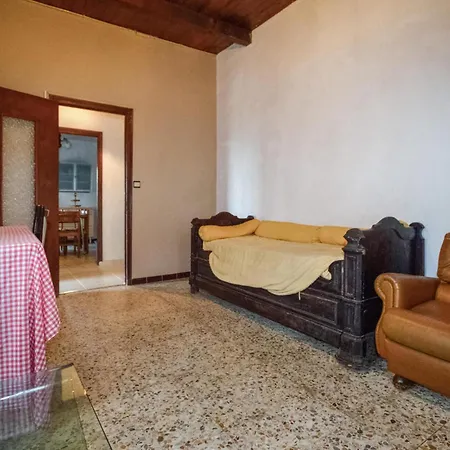 Lovely In Anghione With Kitchen Feriehus *